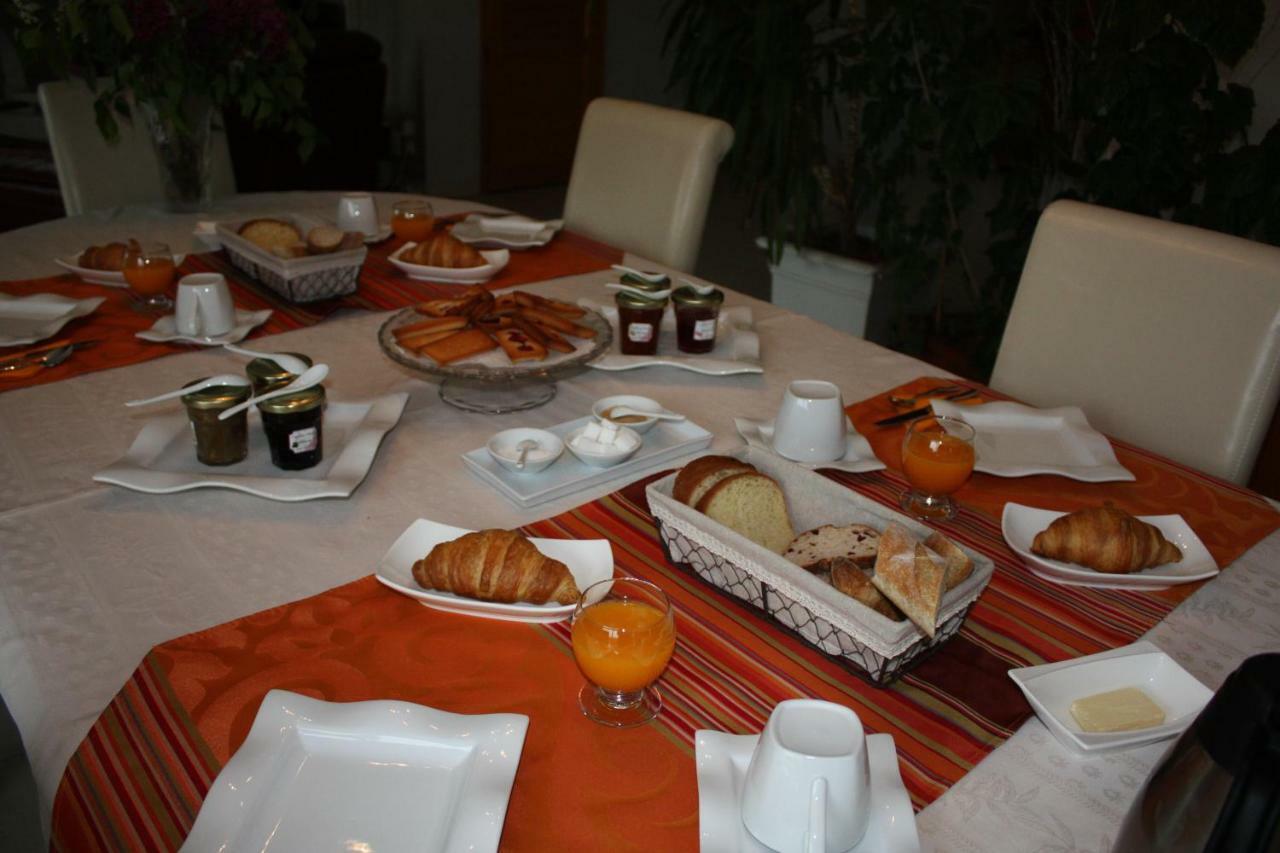 Le Jardin De Venus Bed & Breakfast La Riviere-Saint-Sauveur Luaran gambar